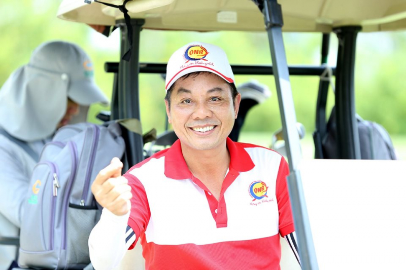 Golfer Nguyễn Văn Chương vui vẻ tham dự giải đấu