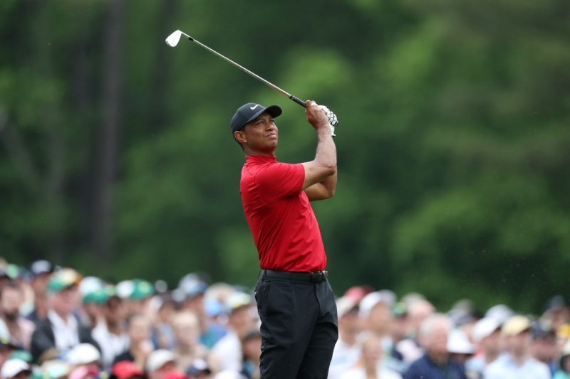 Tiger Woods huyền thoại sống trên làng golf thế giới