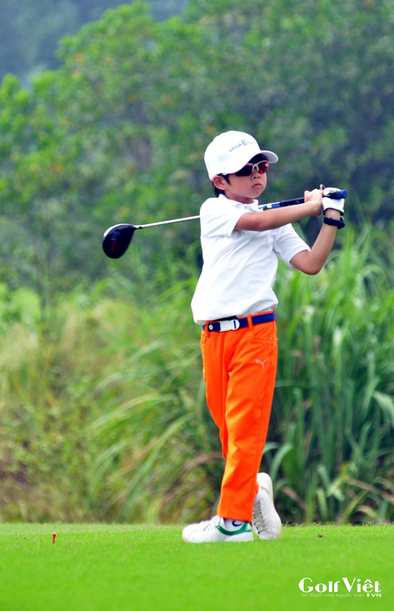 Golf nhí thi đấu tại vòng 6 MyTV Hanoi Junior Golf Tour 2019