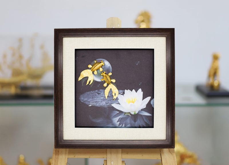 Hình ảnh đôi cá vàng trong phong thủy tượng trưng cho giàu sang, phú quý