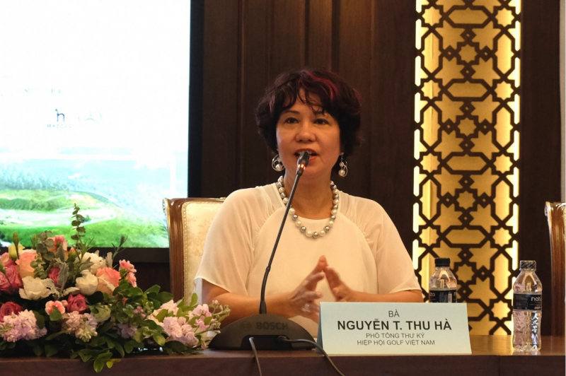Bà Nguyễn Thị Thu Hà, Phó Tổng Thư Ký Hiệp hội Golf Việt Nam, Trưởng BTC giải (Ảnh: Vietnam Golf Magazine)