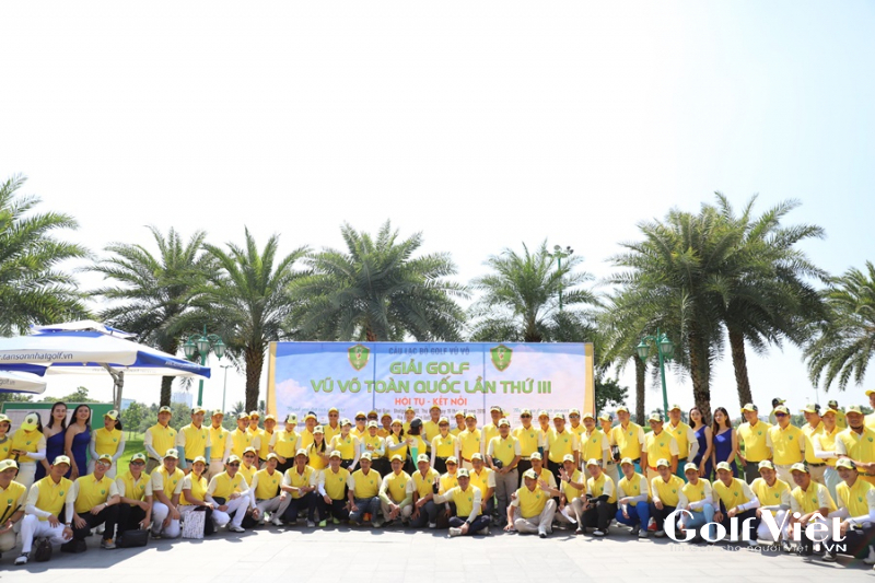 CLB Golf Vũ - Võ tổ chức giải đấu thường niên tại sân golf Long Biên