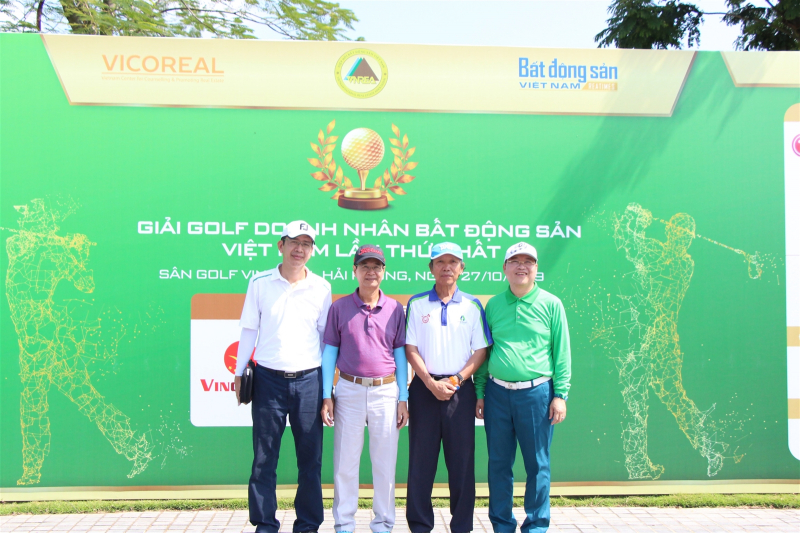 Giải golf Doanh nhân Bất động sản Việt Nam lần thứ nhất quy tụ gần 200 golfer tham dự