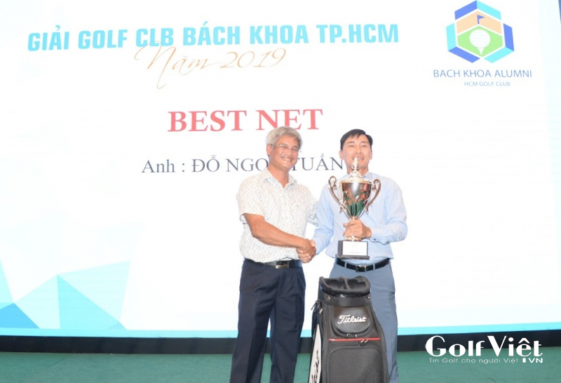 Golfer Đỗ Ngọc Tuấn đạt giải Best Net