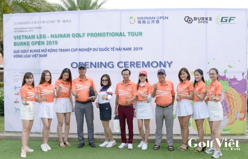 Các golfer tham gia giải golf Burke mở rộng Tranh cúp Nghiệp dư Quốc tế Hải Nam 2019 vòng loại tại Việt Nam