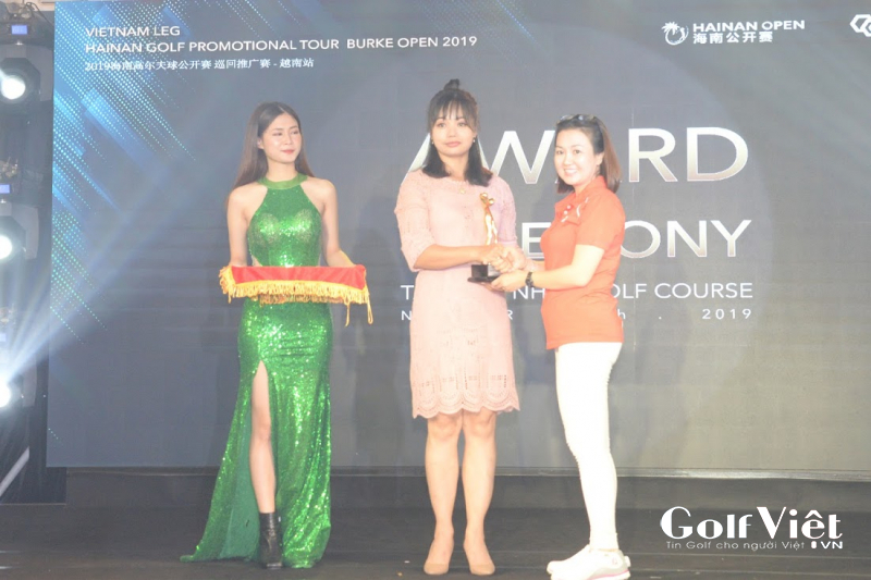Golfer đứng đầu bảng Nữ: Diana Phạm