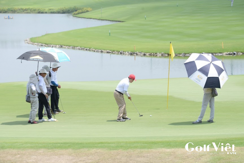Golf thủ nên nắm rõ cách tính điểm số để tạo ra những màn bứt phá, rượt đuổi khi cần thiết.