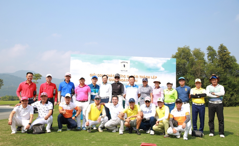 Golfer-Nguyen-Minh-Tan-vo-dich-giai-golf-Chao-mung-16-nam-thanh-lap-quan-Hoang-Mai (2)