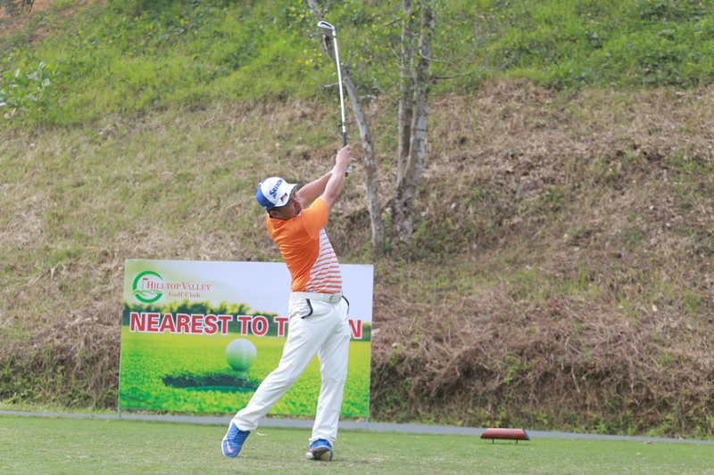 Golfer-Nguyen-Minh-Tan-vo-dich-giai-golf-Chao-mung-16-nam-thanh-lap-quan-Hoang-Mai (8)
