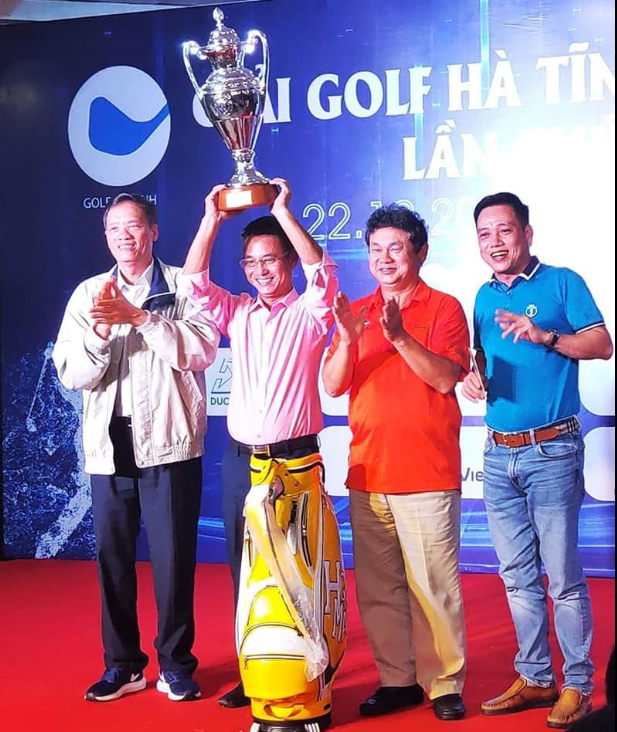 Golfer Trần Lưu Sơn vô địch Giải Golf Hà Tĩnh mở rộng lần VII