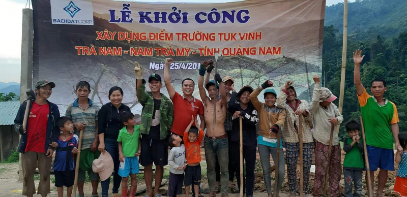 Lễ khởi công xây dựng điểm trường Tuk Vinh với sự đồng hành của NTT Kim cương Swing For The Children’s Tet 2019: Công ty TNHH Sản xuất và Thương mại Bách Đạt (Ảnh: FB nhân vật)