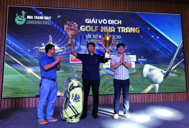 Golfer Nguyễn Thái Hòa