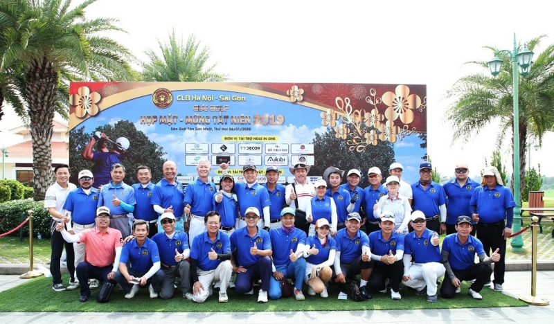 CLB-Golf-Hanoi-Saigon-to-chuc-thanh-cong-giai-golf-Hop-mat-Tat-nien-2019 (7)