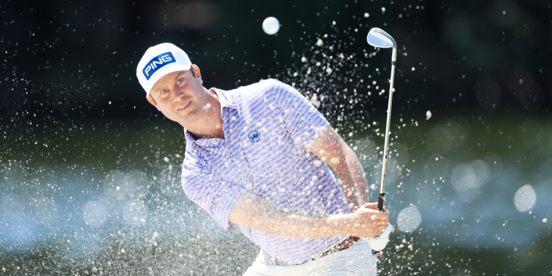 Golfer Mỹ 30 tuổi English đã đoạt hai cúp PGA Tour trong 164 lần qua cắt loại ở 232 giải.