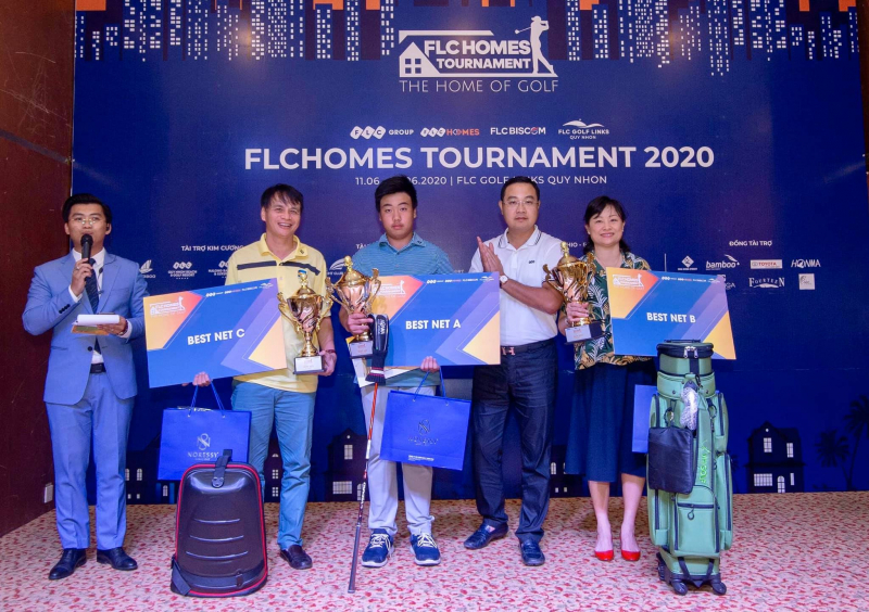 Golfer-Do-Anh-Duc-bao-ve-vo-dich-FLCHomes-Tournament-2020 (2)