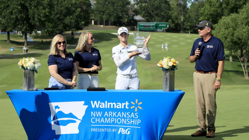 Chiến thắng Walmart NW Arkansas Championship 2019 giúp Park Sung-hyun đoạt lại ngôi vị số một thế giới từ Ko Jin Young (Ảnh: LPGA Tour)