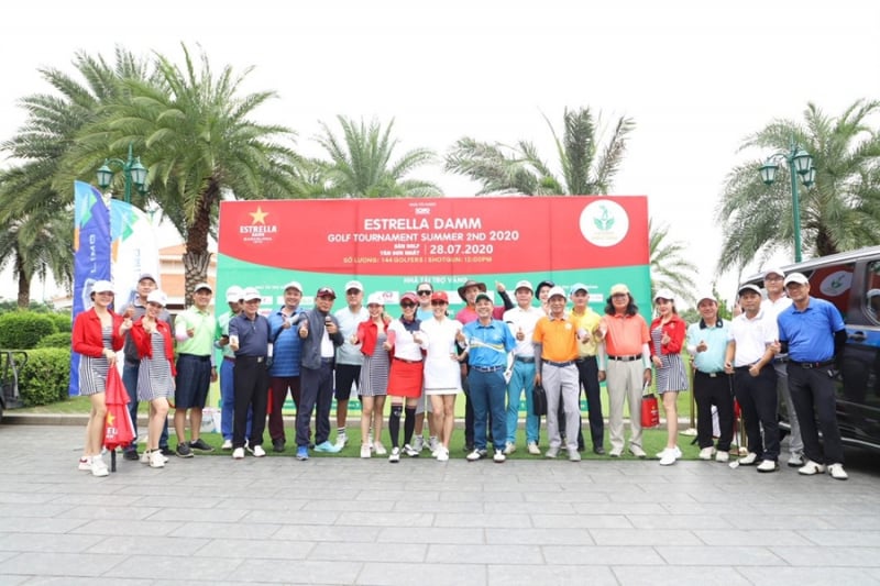 Giải thu hút 144 golfer tham dự