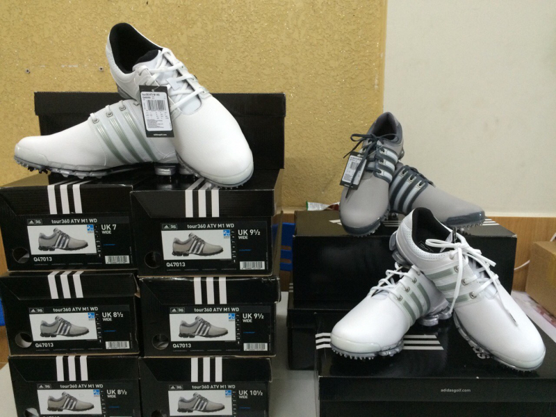 Giày Adidas là một trong những thương hiệu giày golf nổi tiếng