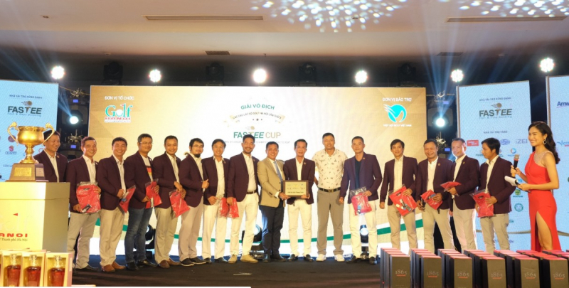 CLB Golf Ngựa Hoang nhận giải Phong cách năm 2019 (Ảnh: HNGA)
