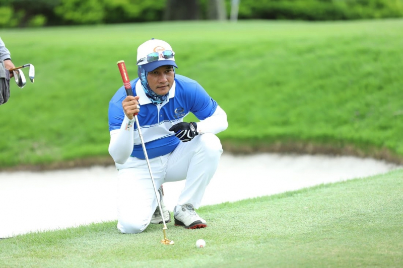 Golfer thi đấu tại vòng loại 2 giải Tan Son Nhat Golf Course Championship 2020 (Ảnh: Chinh Phạm)