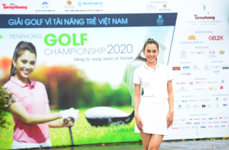 Tiểu Vy bắt đầu giữ cương vị đại sứ hình ảnh Tiền Phong Golf Championship cùng năm đăng quang ngôi vị cao nhất của Hoa hậu Việt Nam 2018