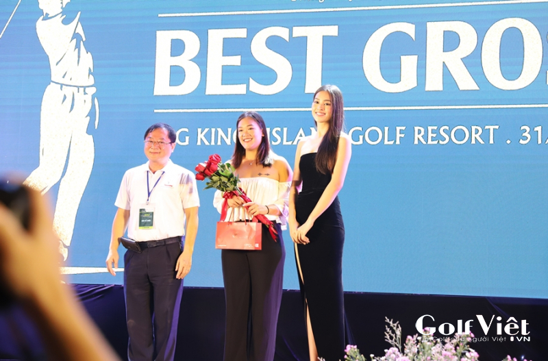 Thảo My dự Tiền Phong Golf Championship 2020 với tư cách khách mời đặc biệt