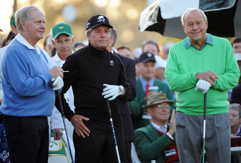 Từ trái qua: Jack Nicklaus, Gary Player and Arnold Palmer ở tee box hố đầu tiên cho nghi thức khai màn The Masters 2014