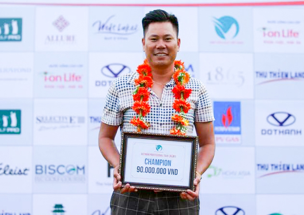 Golfer Nguyễn Văn Bằng đăng quang Giải golf chuyên nghiệp Quốc gia ở sân SAM Tuyền Lâm