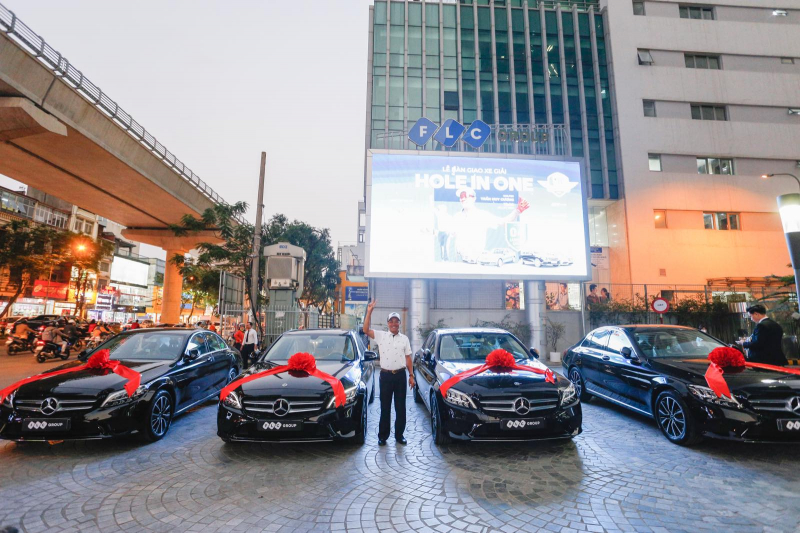 Golfer Trần Huy Cương ghi HIO và nhận được 4 chiếc xe ô tô Mercedes có tổng giá trị gần 10 tỷ đồng