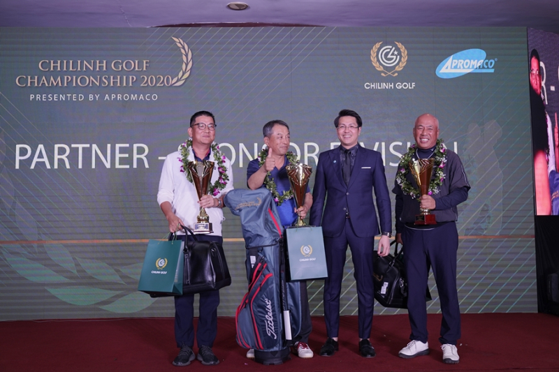 Golfer-Dinh-Hong-Phong-vo-dich-giai-ChiLinh-Golf-Championship-2020 (4)