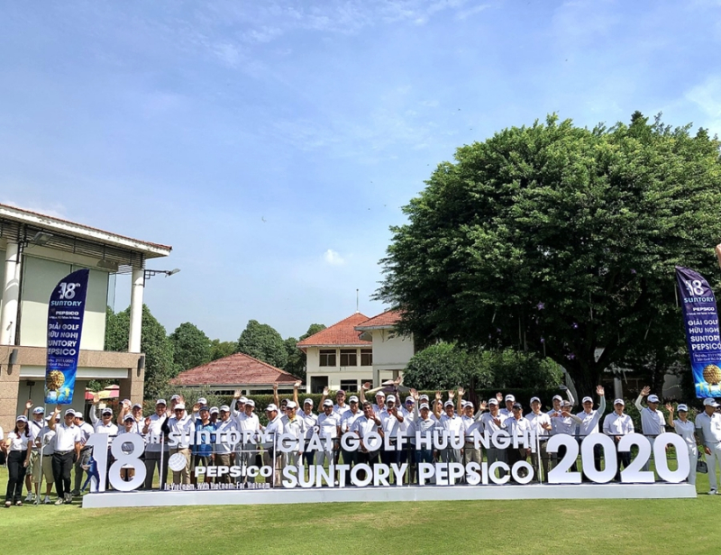 146 golf thủ tham gia Giải golf Hữu Nghị Suntory PepsiCo lần thứ 18, ủng hộ và quyên góp cho bệnh nhi nghèo bị ung thư