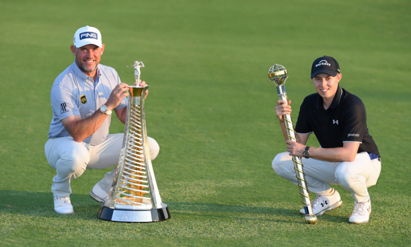 Lee Westwood (trái) đoạt Race to Dubai trong khi Matt Fitzpatrick (phải) vô địch DP World Tour Championship