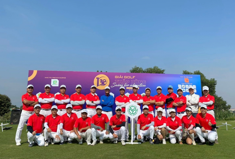 Các thành viên VNU Golf Club dự giải Thập Hùng 2020