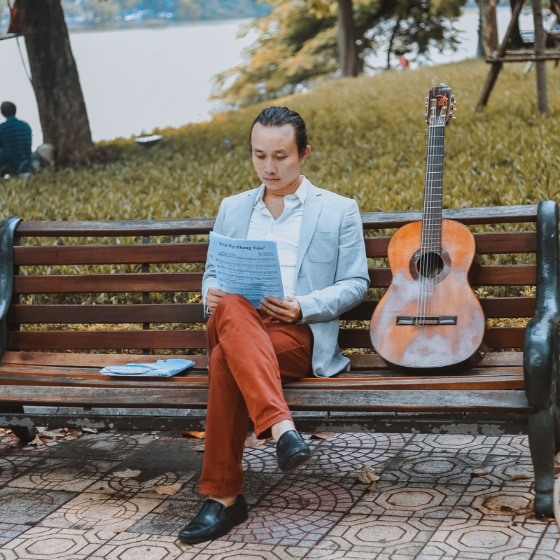 Tràn Quang Sơn là tác giả của hơn 400 ca khúc các thể loại