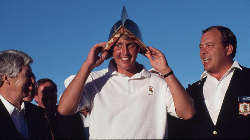 Khoảnh khắc Mickelson đăng quang Northern Telecom Open 1991 (Ảnh: Golf Digest)