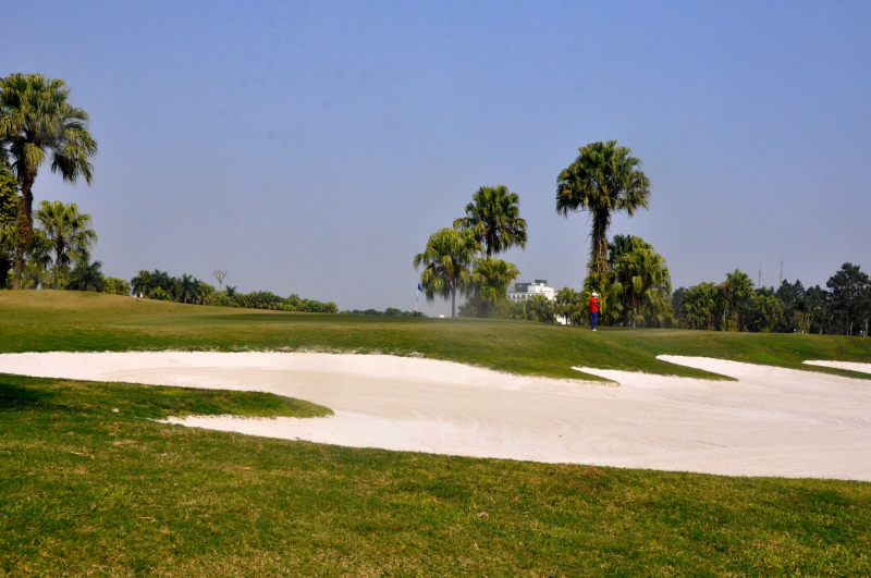 Một góc sân golf Đầm Vạc (Ảnh: Heron Lake Golf Course)