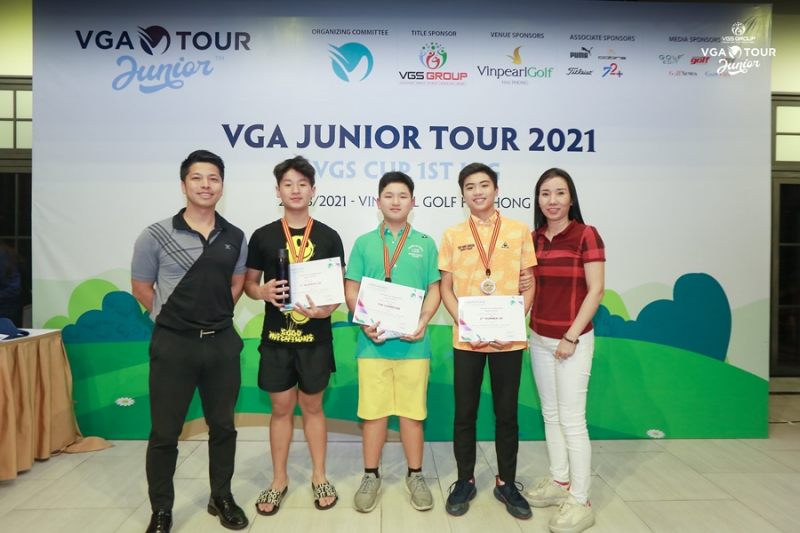 Nguyen-Anh-Minh-vo-dich-vong-1-VGA-Junior-Golf-Tour-2021 (2)