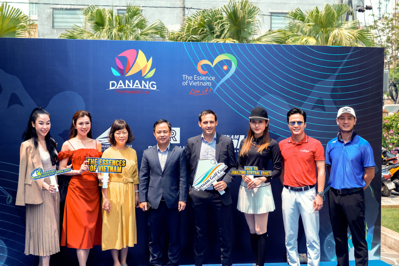 Các nghệ sĩ, KOL có mặt tại buổi gặp gỡ báo chí Danang FantastiCity Open 2021 sáng 30/3 (Ảnh: Danang FantastiCity)