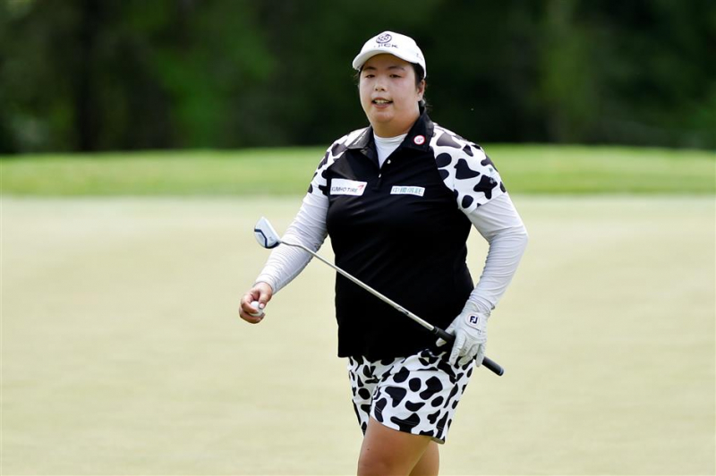 Một Shanshan Feng cá tính trên sân golf