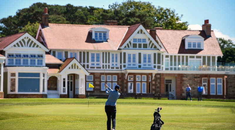 Muirfield Golf Course đã 16 kỳ tổ chức The Open Championship, tính cả lần gần nhất vào 2013 khi Phil Mickelson thắng ở điểm -3