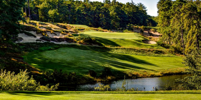 Pine Valley được bình chọn là sân golf số một của Mỹ trong nhiều năm