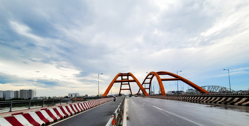 Cầu Bình Lợi vắng xe