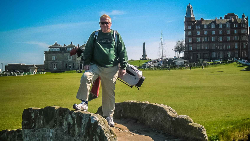 Ông Doug Bolls với vòng golf thứ 100 không trùng lặp sân tại Old Course (St. Andrews)