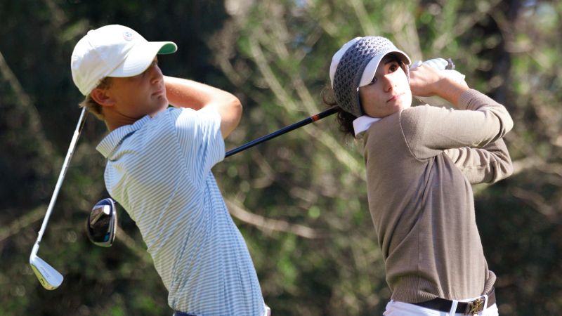 Tommy Frist (trái) và Andie Smith đã nhận Leadership Award của Chủ tịch USGA / AJGA năm 2021. (AJGA)