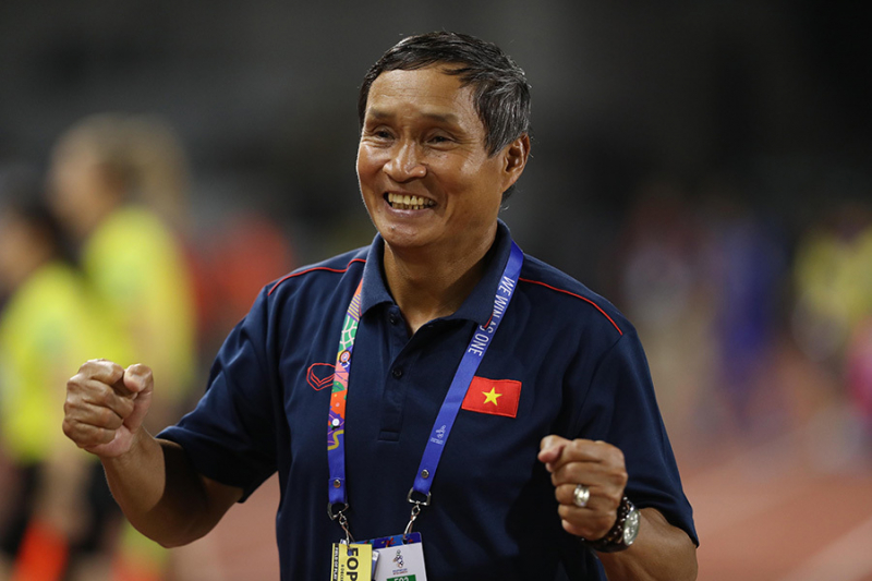 HLV Mai Đức Chung đề xuất không trực tiếp dẫn dắt đội tuyển nữ Việt Nam đá World Cup 2023