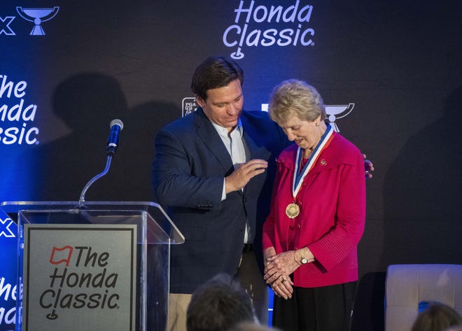 DeSantis-at-Honda-Classic-awards-Barbara-Nicklaus-Florida-Medal-of
