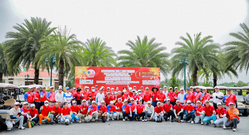 CLB Golf Doanh nhân BGC (CLB BGC) tổ chức giải golf kỷ niệm 1 năm thành lập tại sân golf Tân Sơn Nhất với sự góp mặt của 250 golfers.