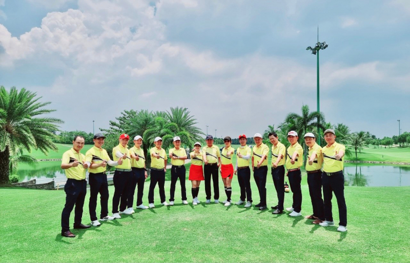 Các thành viên CLB golf họ Nguyễn phía Nam