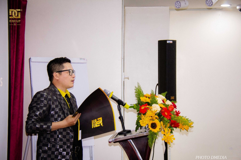 ng Nguyễn Quang Huy – CEO Dgroup Holdings báo cáo tình hình hoạt động trước Đại Hội Cổ Đông