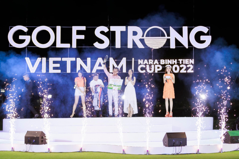 Golfer Nguyễn Tuấn Anh xuất sắc nhận giải thưởng Best Gross